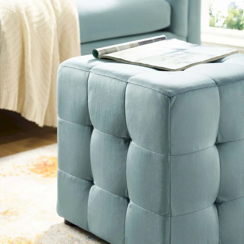 Pouf cube capitonné en velours