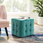 Pouf cube capitonné en velours