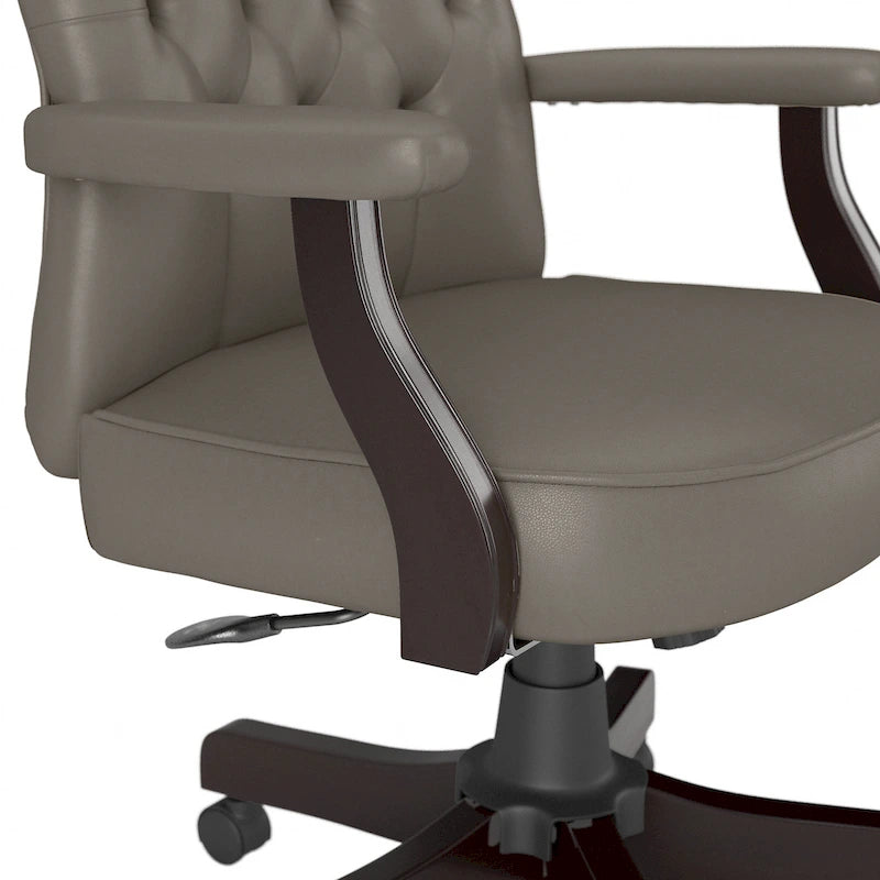 Fauteuil de bureau haut dossier avec accoudoirs et coussins